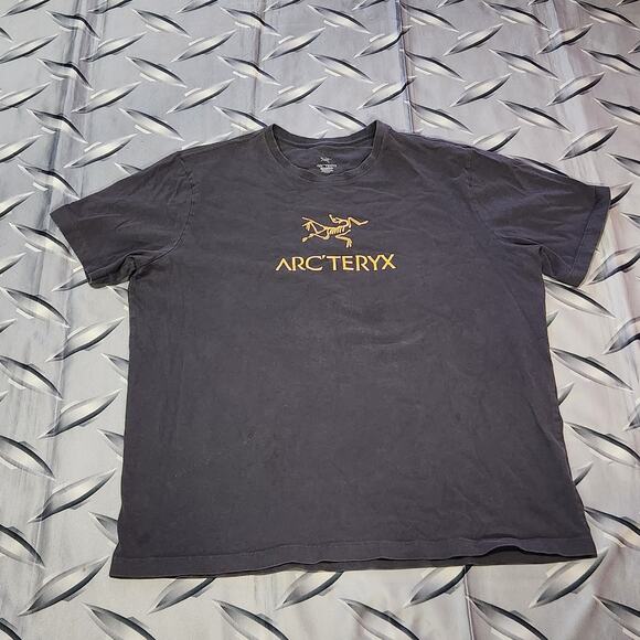 Arc’teryx Men’s XL ARC’WORD Logo T-Shirt Gray Fossil Graphic Excellent - Picture 1 of 5